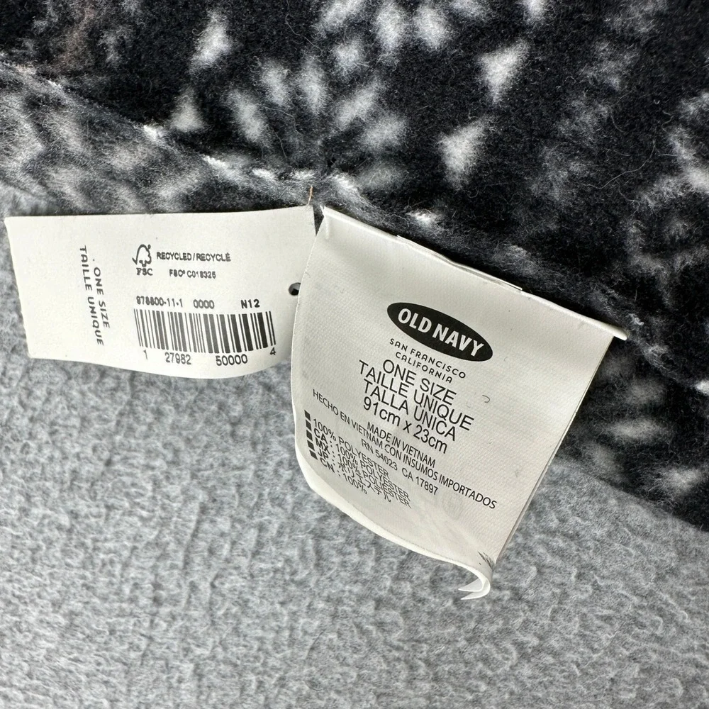 Old Navy Scarf Unisex One Size Black Fair Isle Fleece Winter Warm 978800-11-1